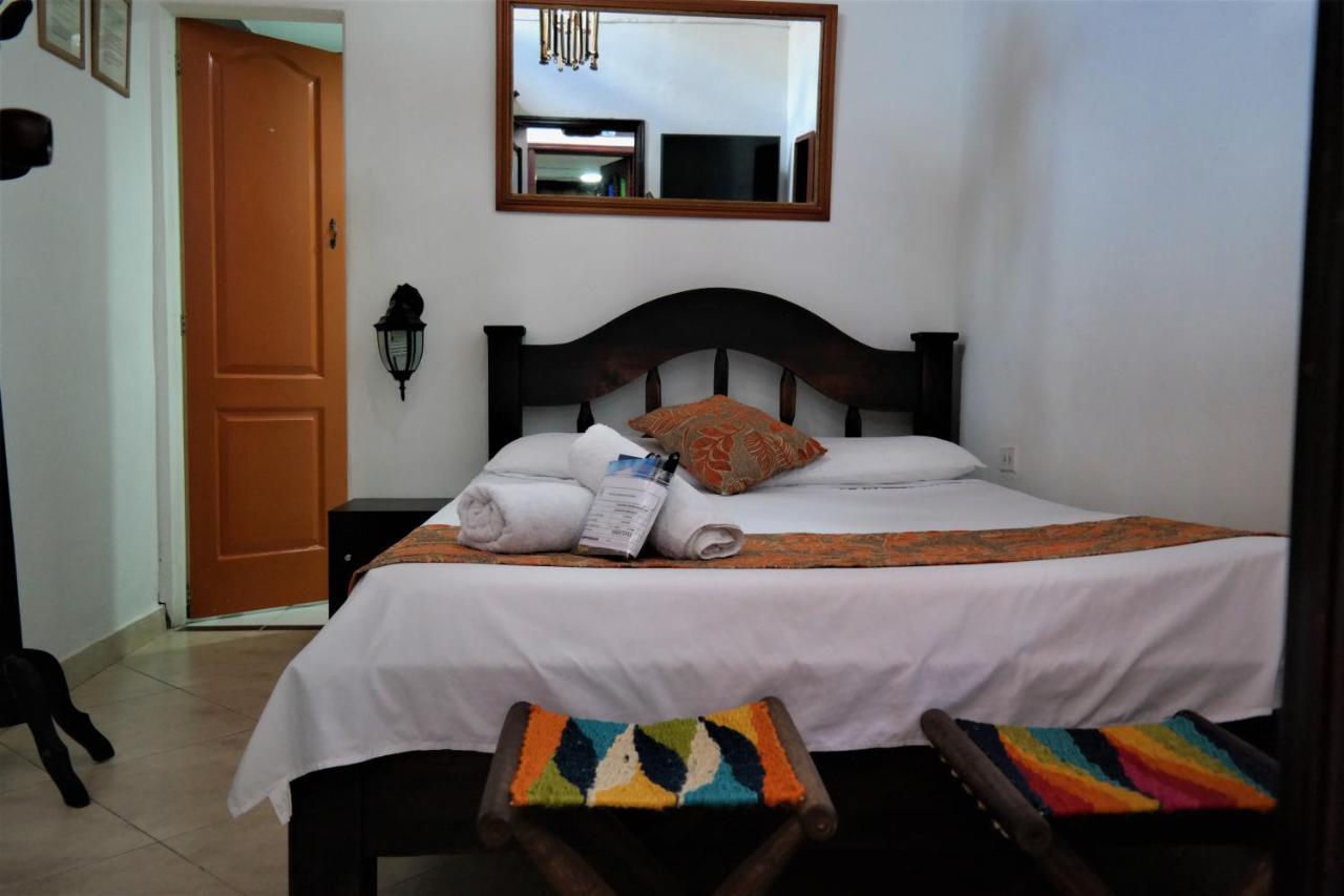 Santander Aleman Hostel San Gil Eksteriør bilde